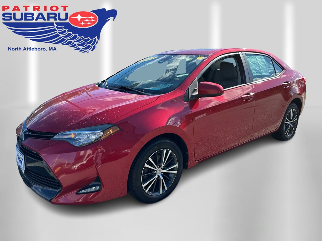 2017 Toyota Corolla LE photo 2