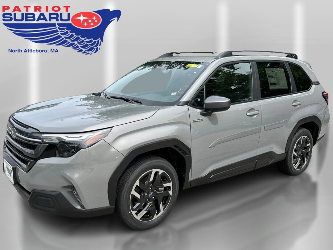 2025 Subaru Forester Premium photo 2