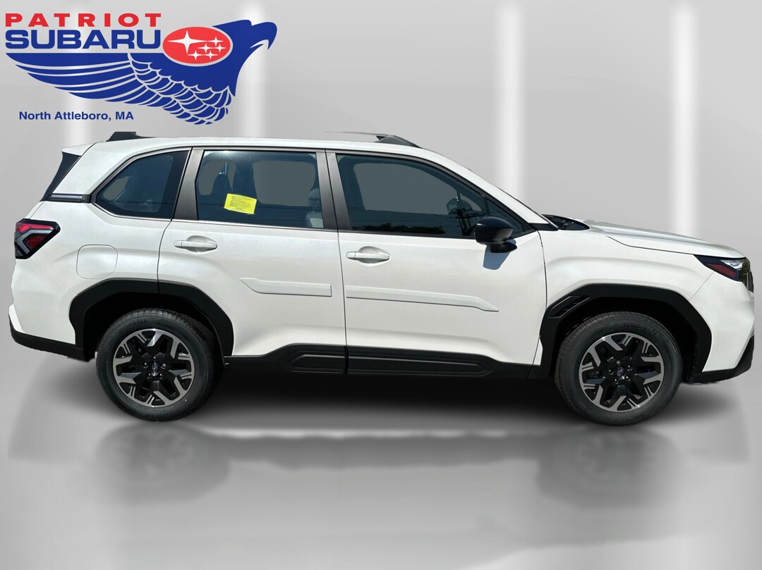 2025 Subaru Forester photo 4