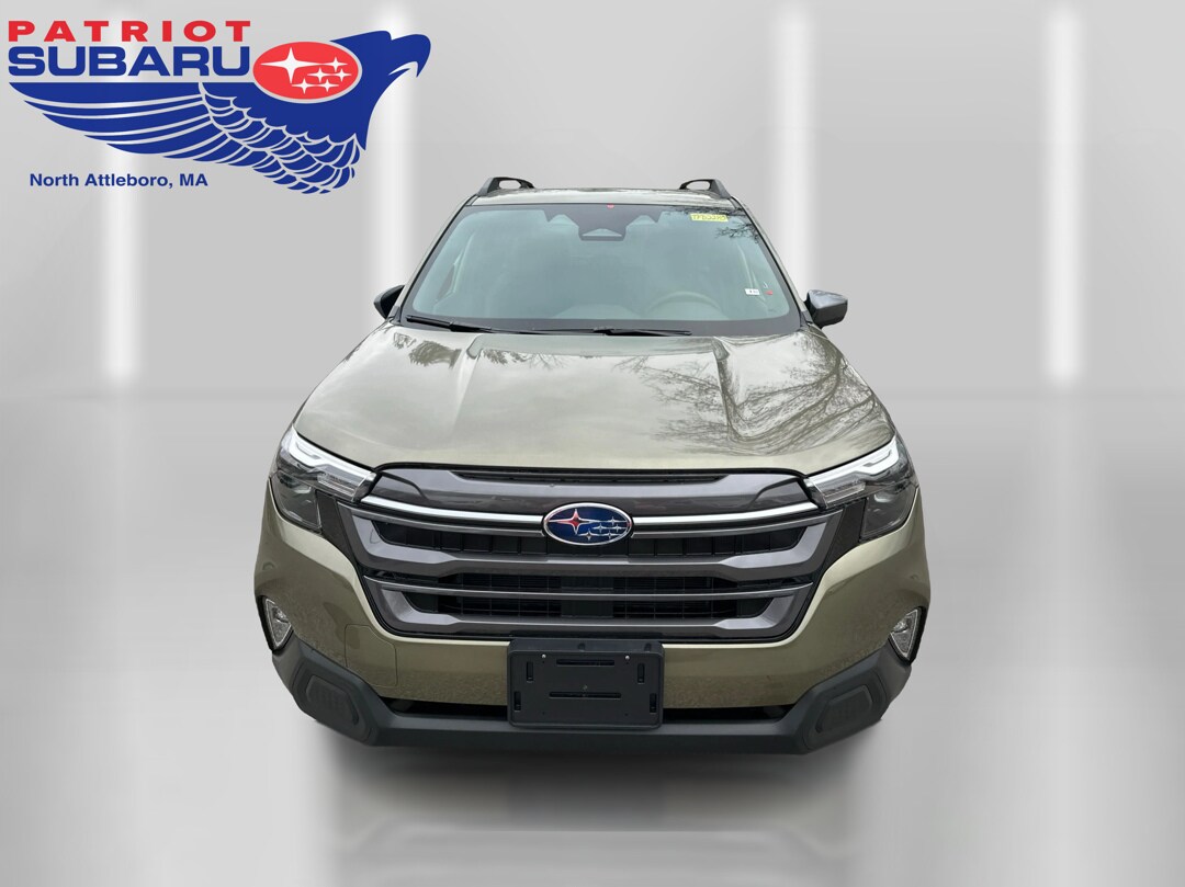 2026 Subaru Forester Premium Base photo 2