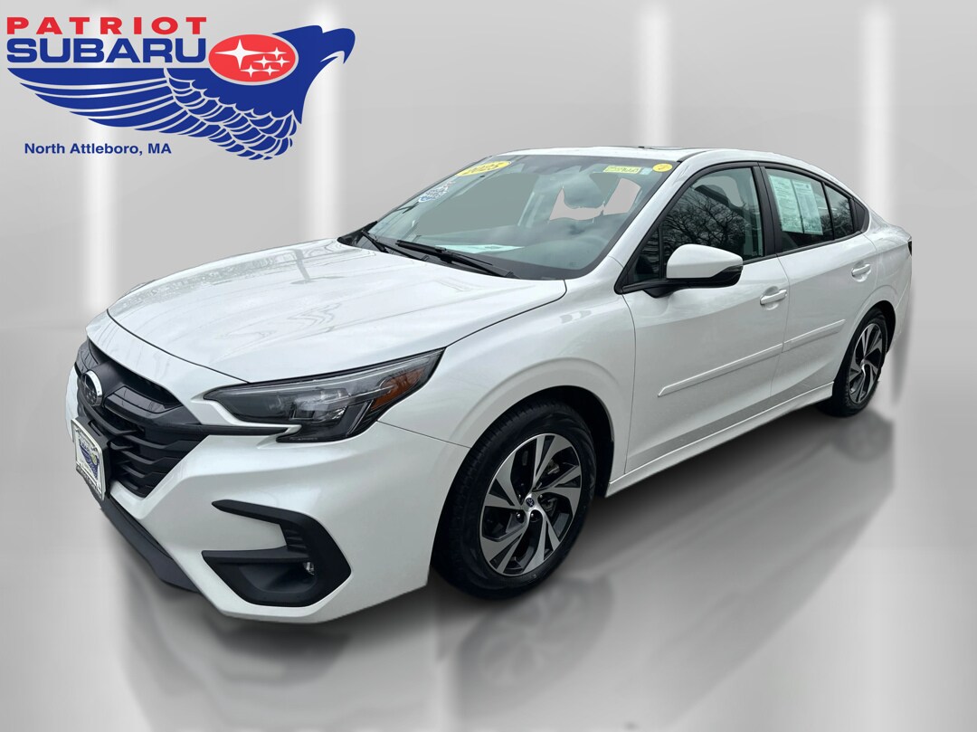 2025 Subaru Legacy Premium photo 2