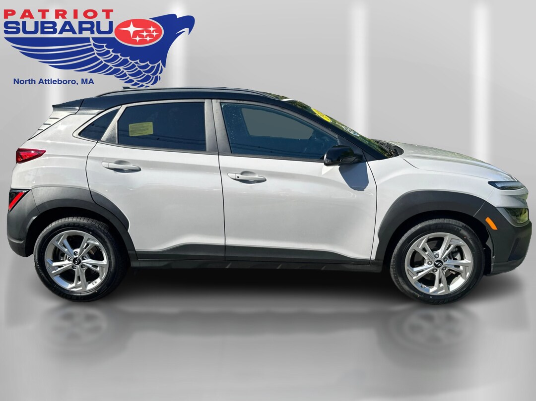 2023 Hyundai Kona SEL photo 4