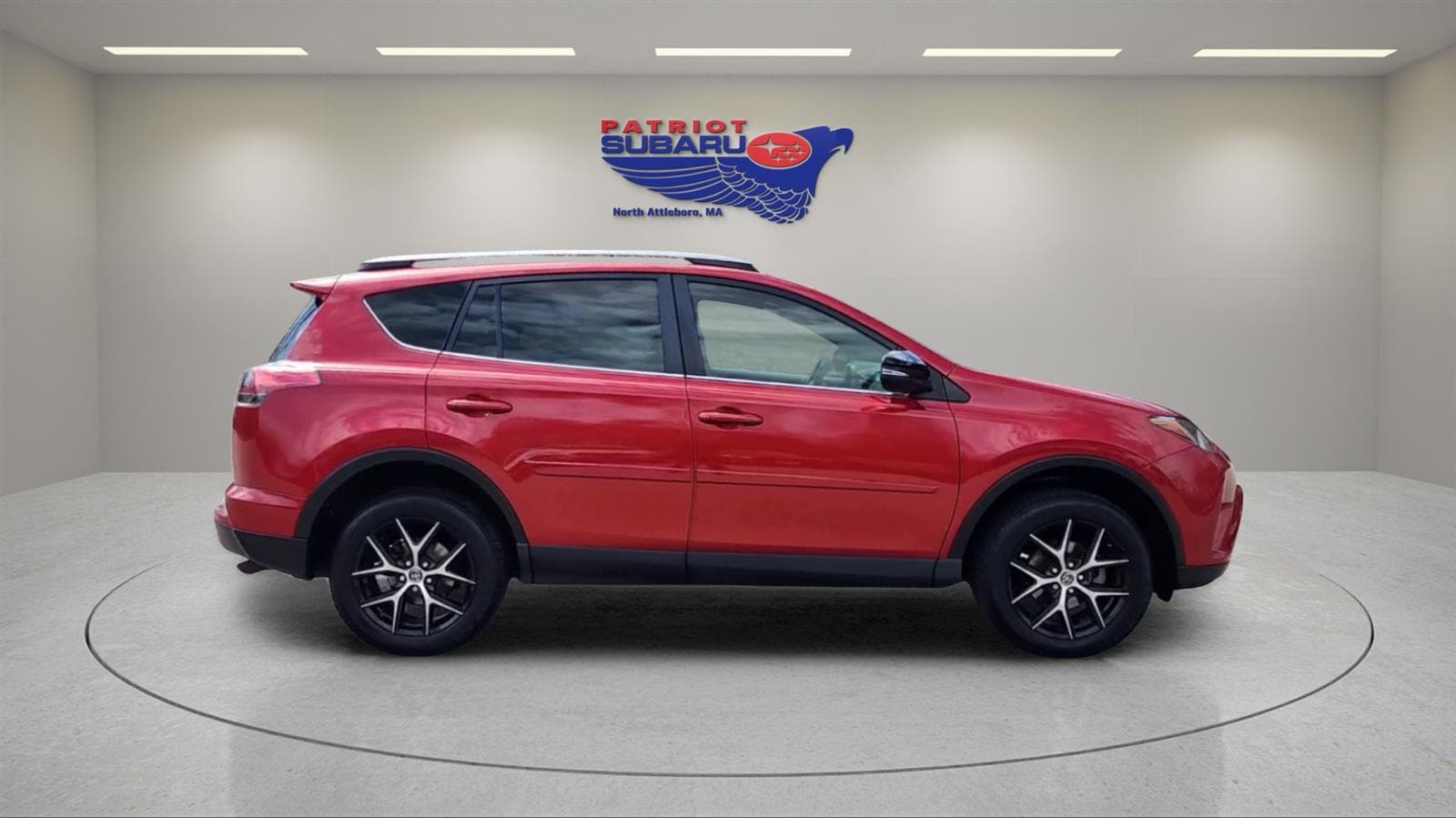 Used 2017 Toyota RAV4 SE with VIN JTMJFREV7HJ157221 for sale in North Attleboro, MA