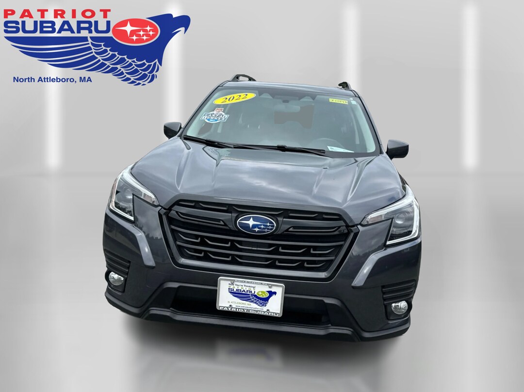 2022 Subaru Forester Premium photo 3