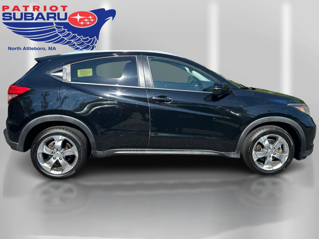 2017 Honda HR-V EX-L photo 4