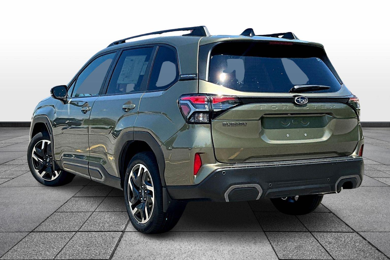 2025 Subaru Forester Limited photo 3