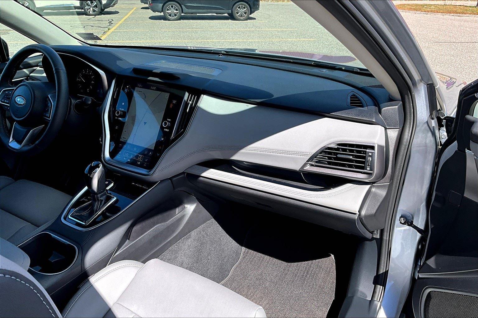 2025 Subaru Legacy Limited - Photo 16