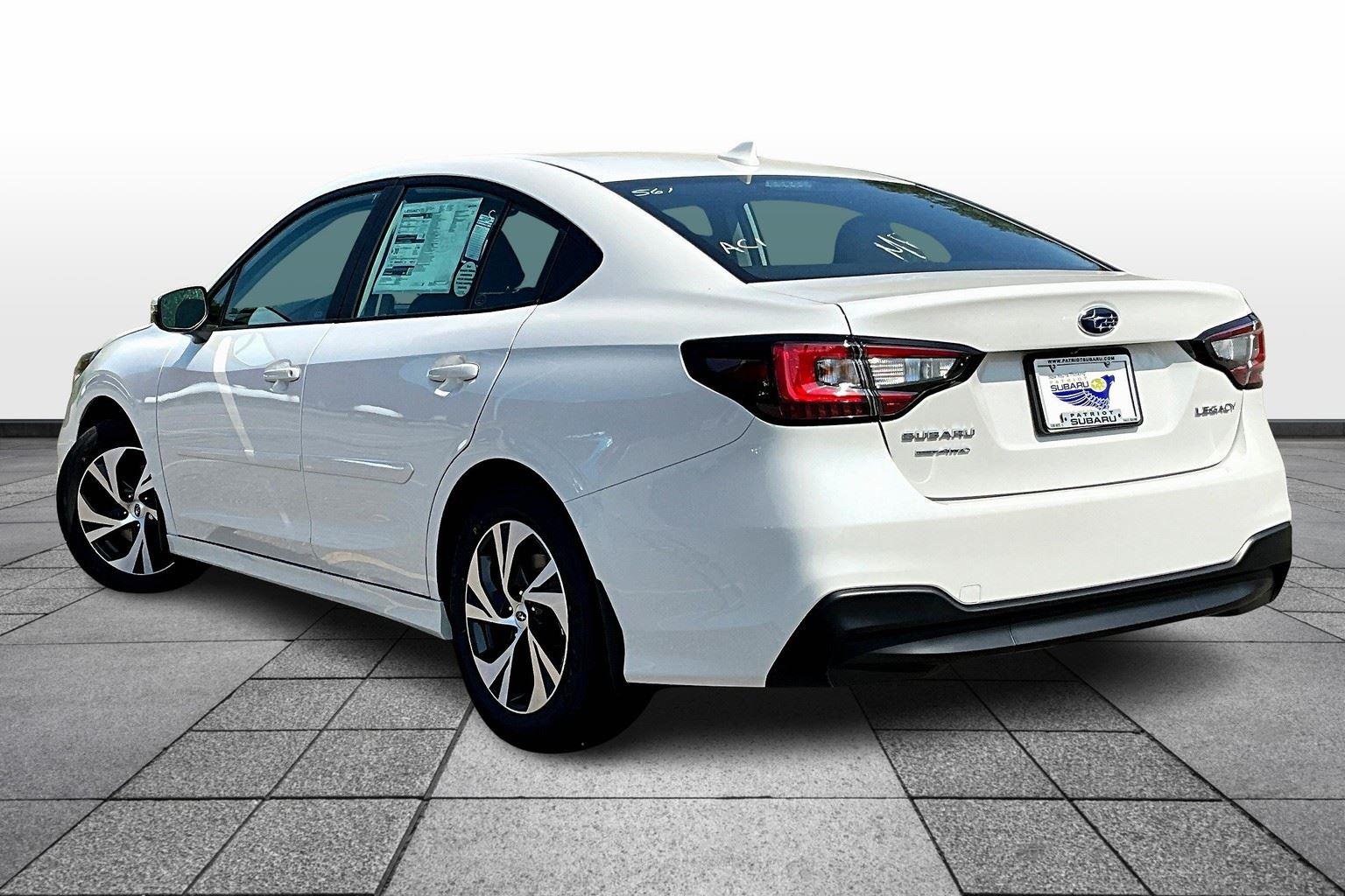 2025 Subaru Legacy Premium photo 2
