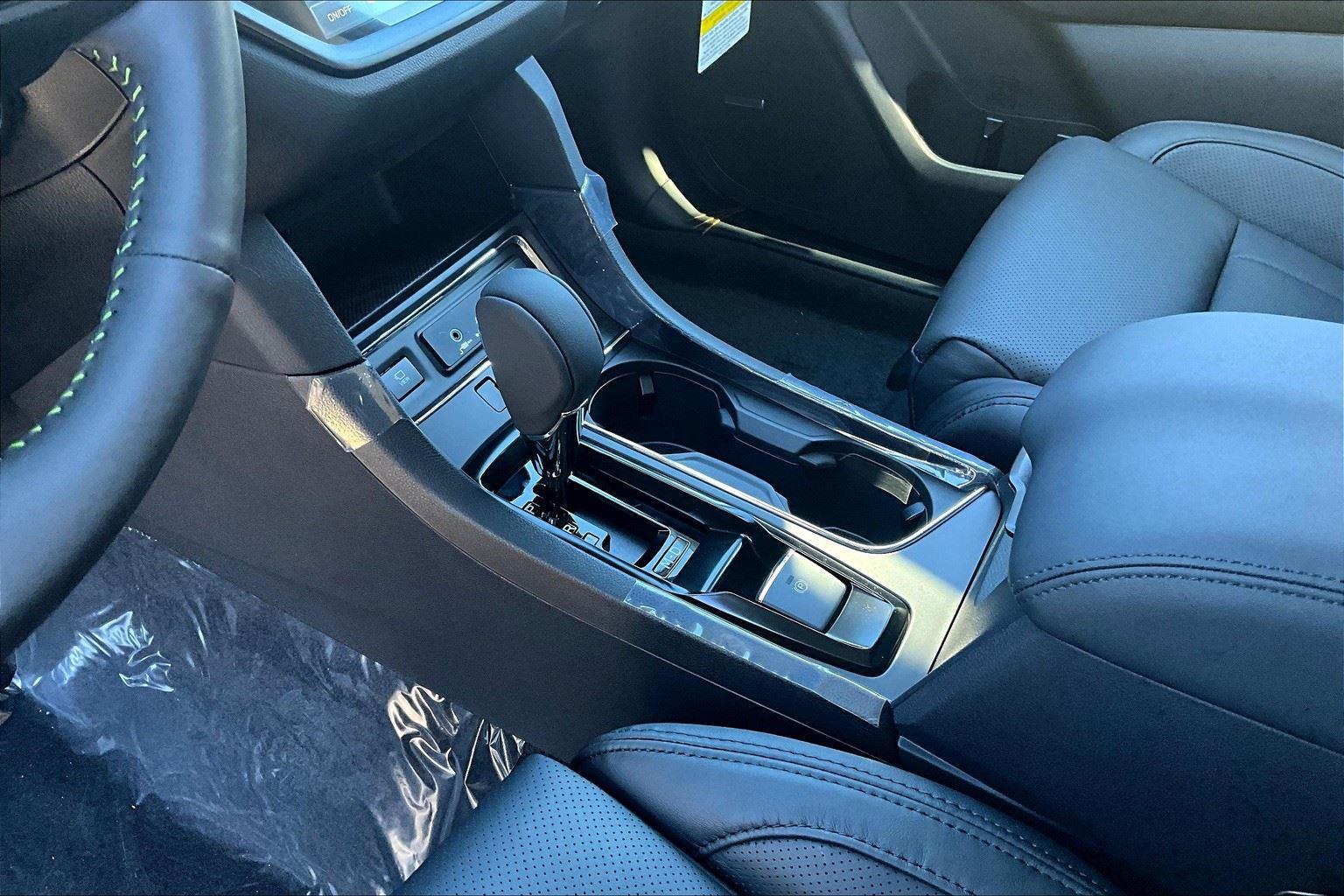 2025 Subaru Ascent Onyx Edition-Touring - Photo 8
