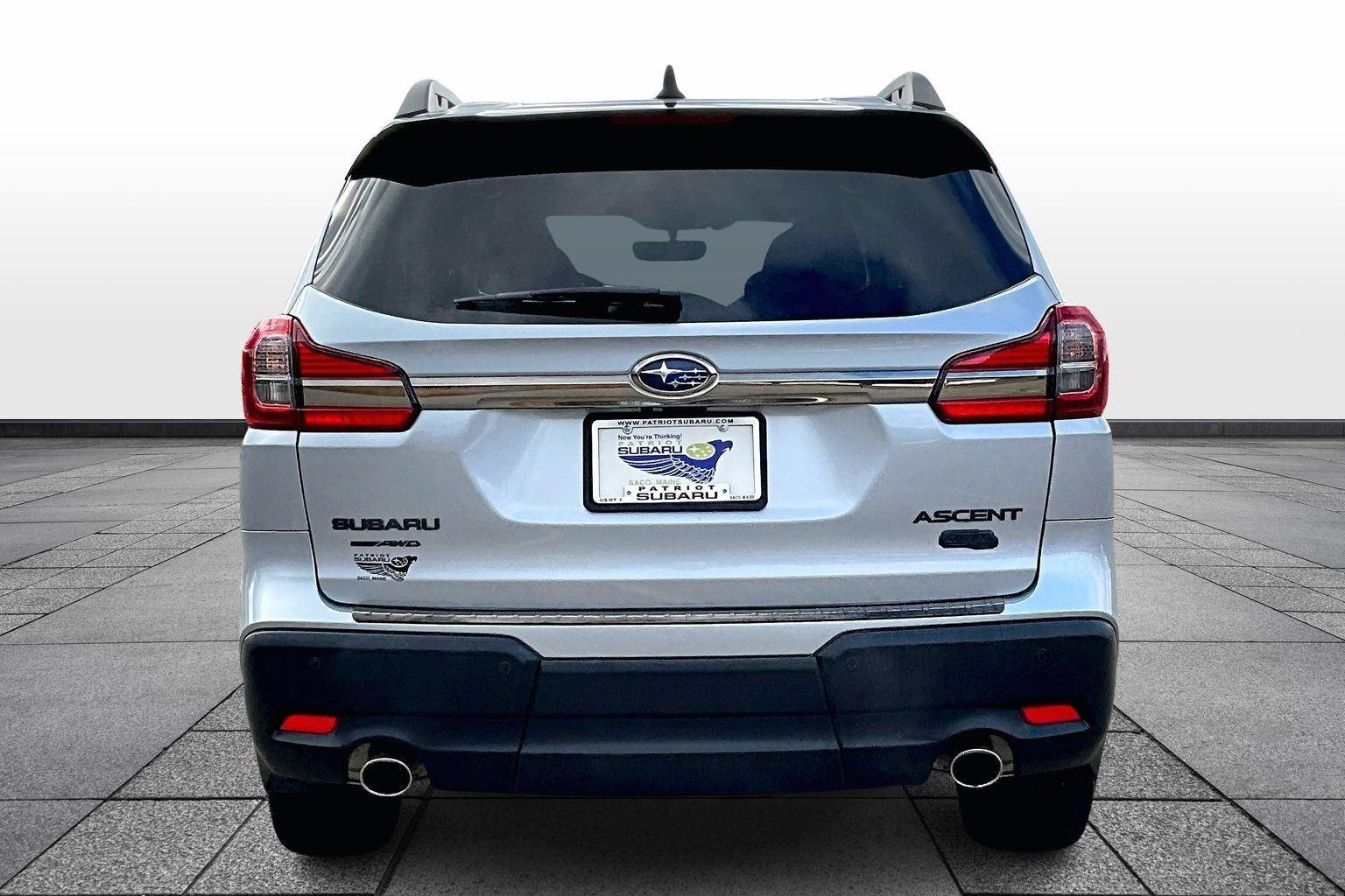 2022 Subaru Ascent Onyx Edition photo 3