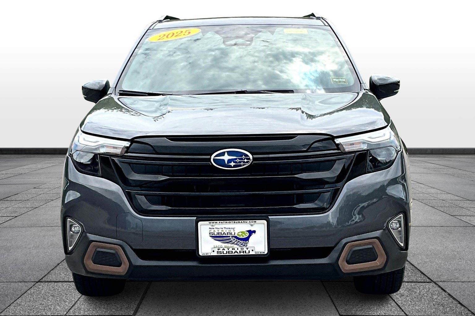2025 Subaru Forester Sport photo 3