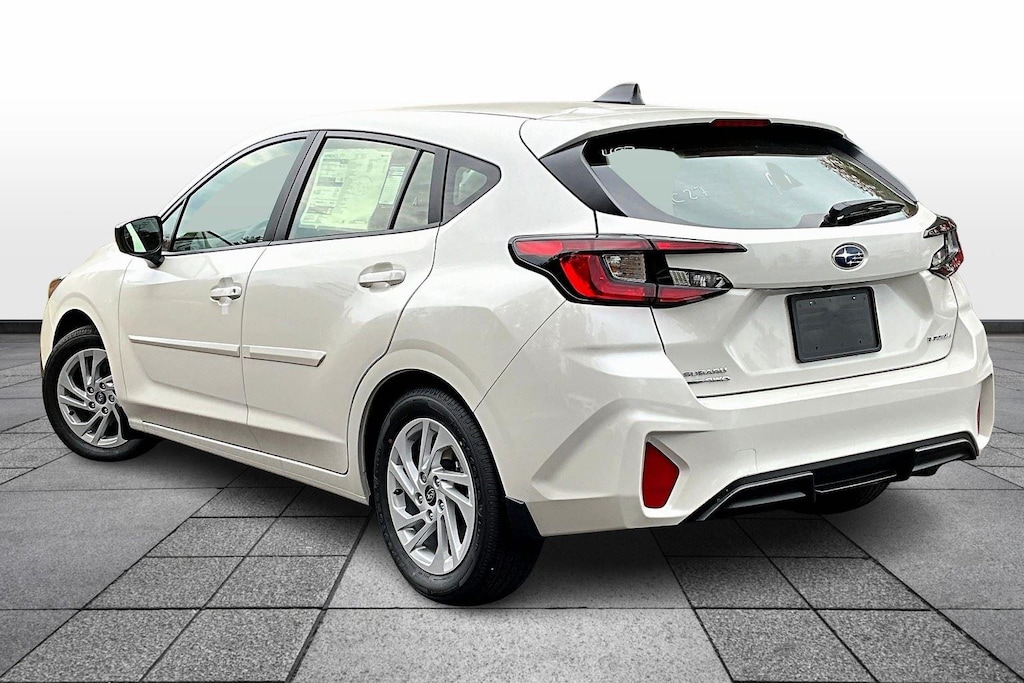 New 2025 Subaru Impreza Base Hatchback