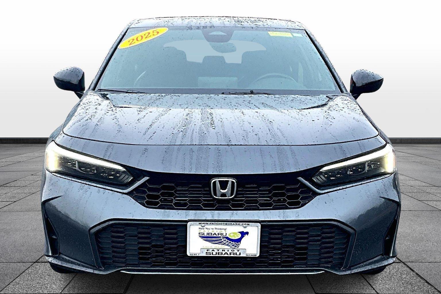 2025 Honda Civic Hatchback Hybrid Sport photo 3