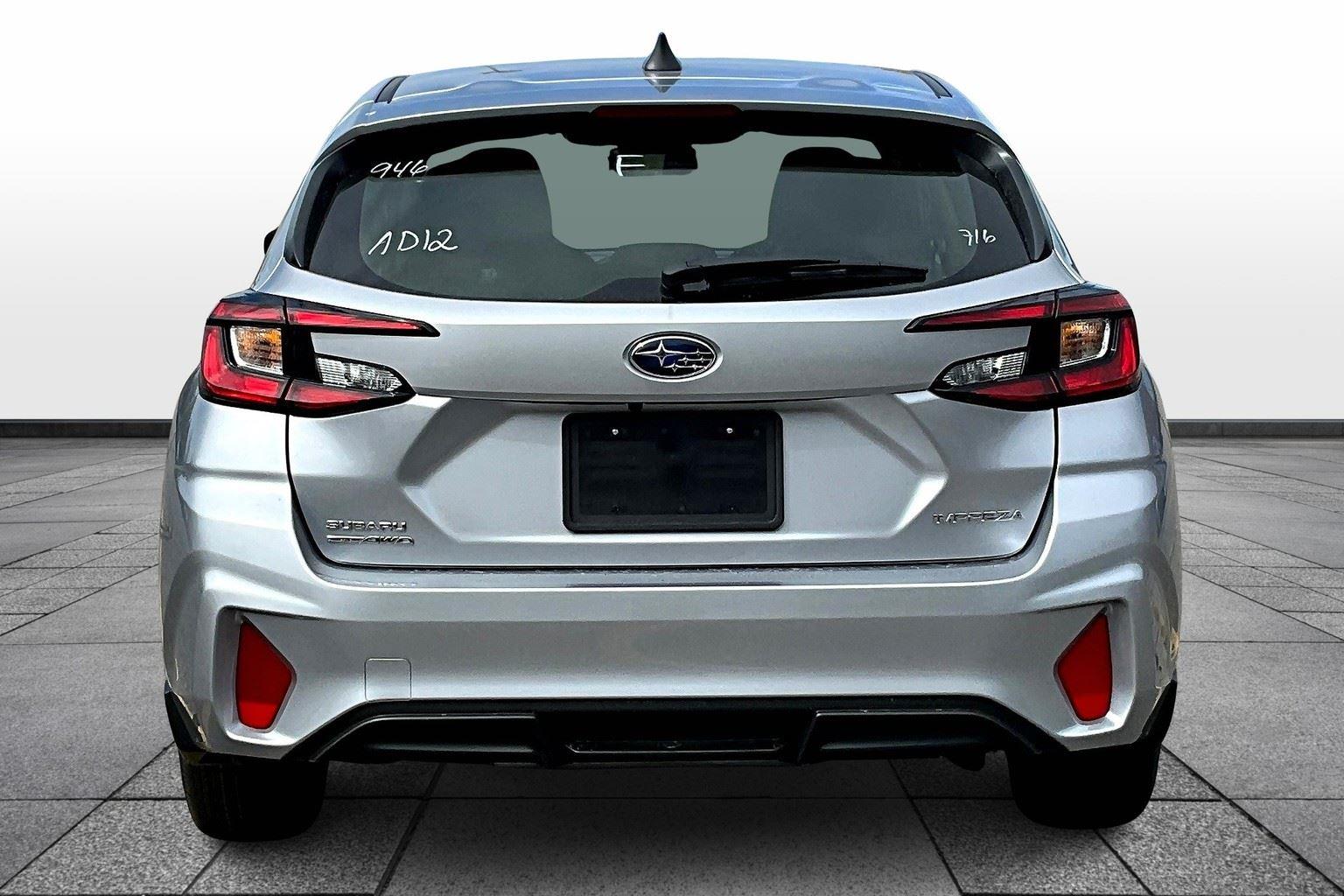 2025 Subaru Impreza Base photo 4
