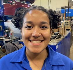 Staff member Arielle D'Haiti from 8fc036ab2526