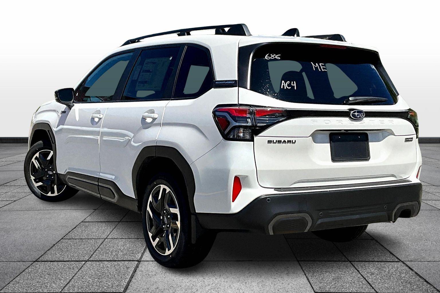 2025 Subaru Forester Limited photo 3