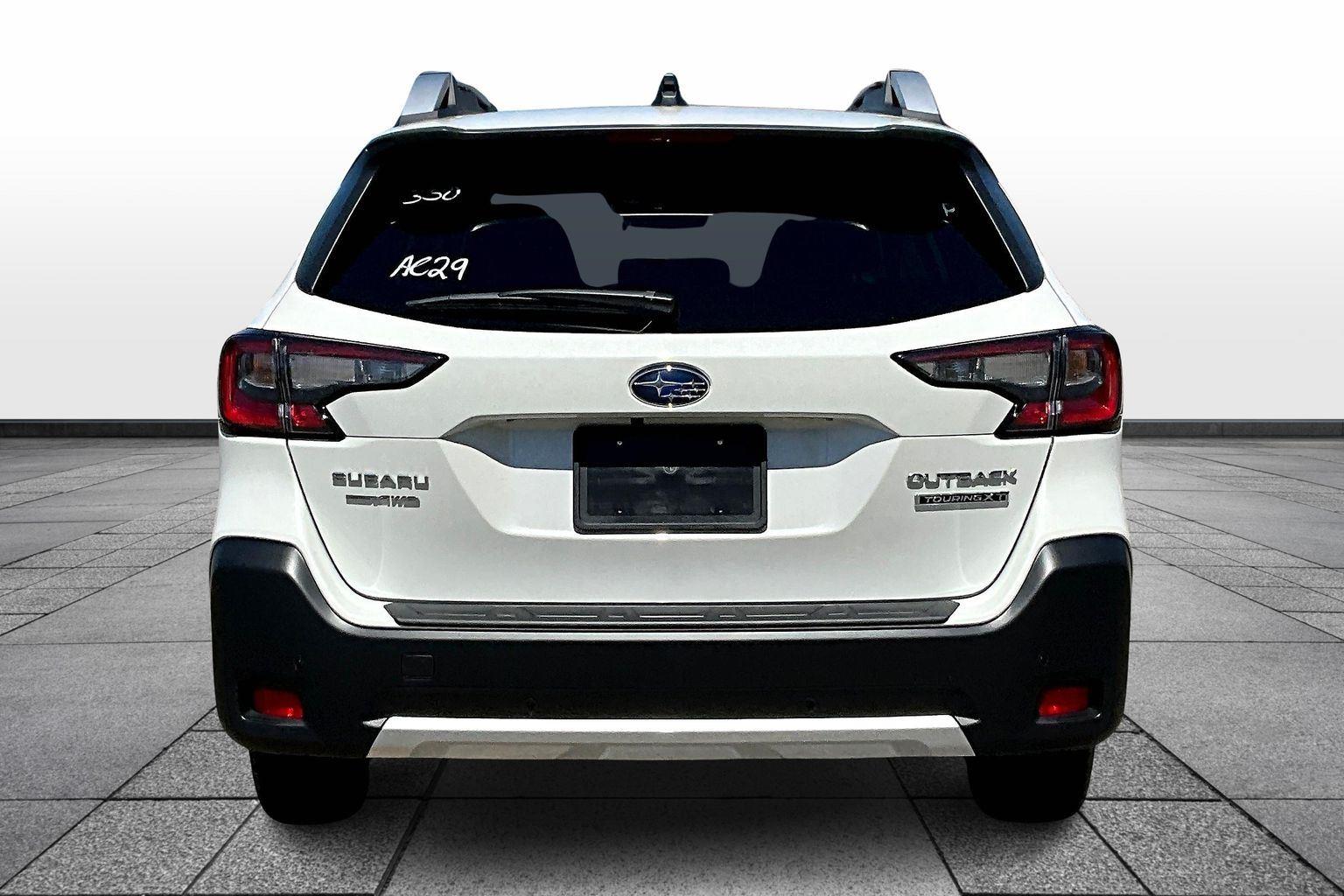 2025 Subaru Outback Touring XT photo 4