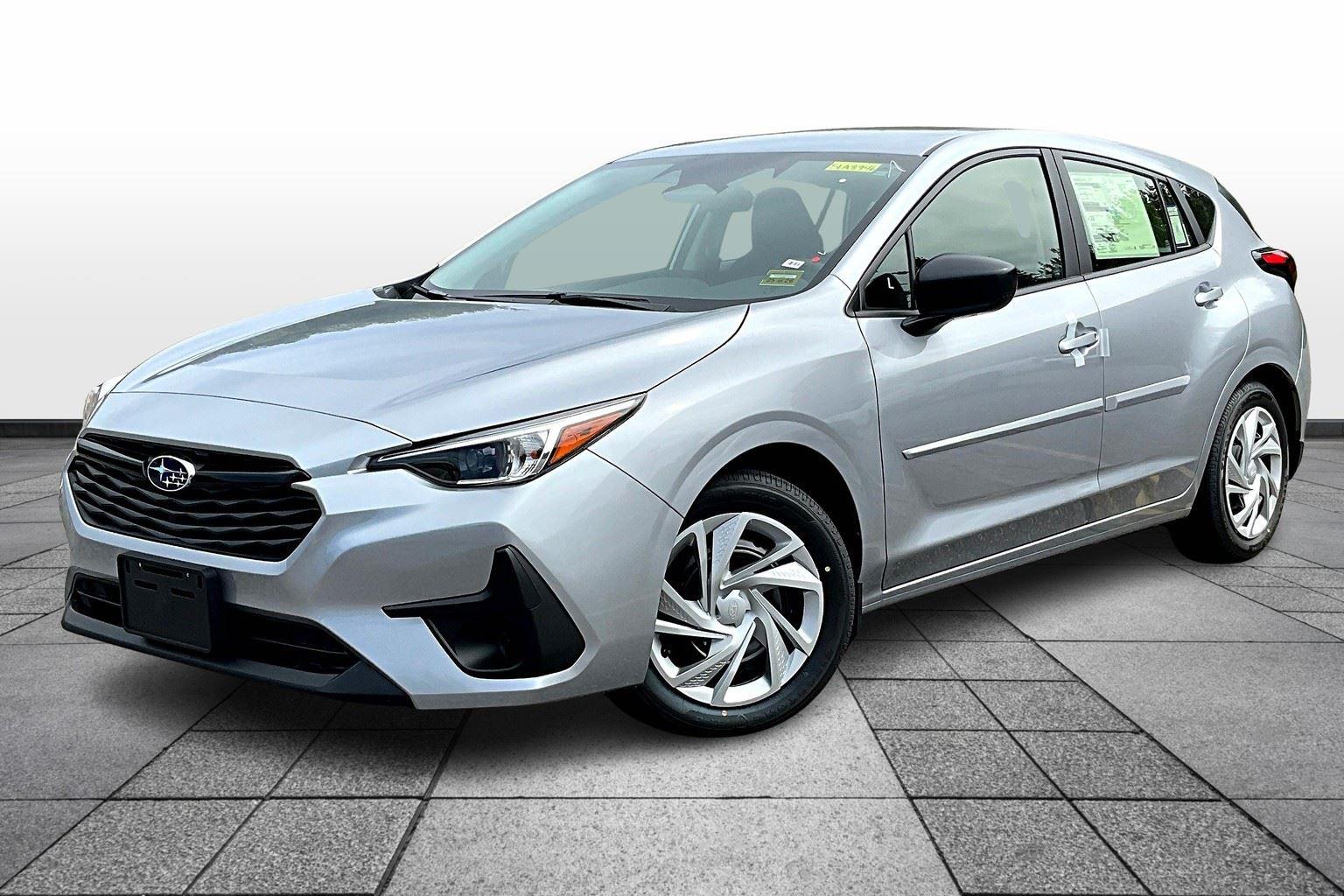 2025 Subaru Impreza Base photo 2