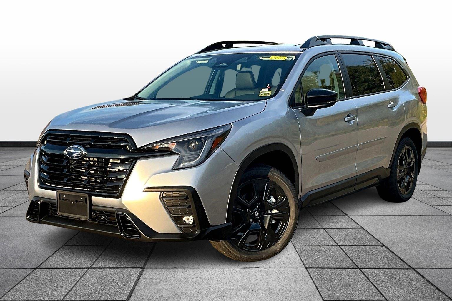 2025 Subaru Ascent Onyx Edition Touring photo 2