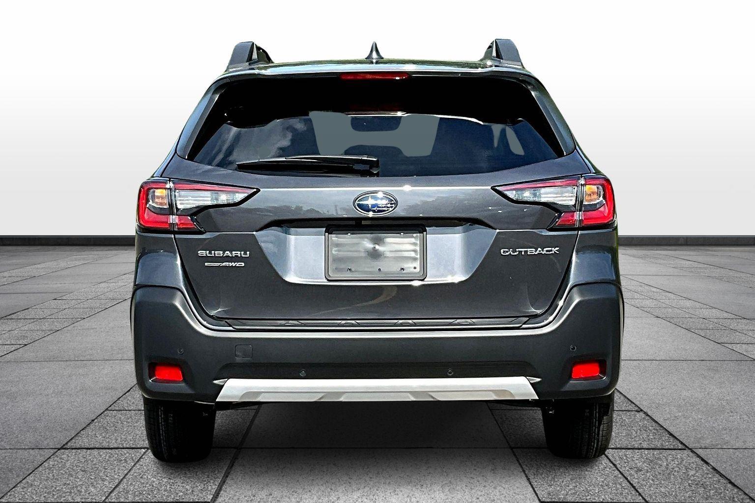 2025 Subaru Outback Limited photo 4