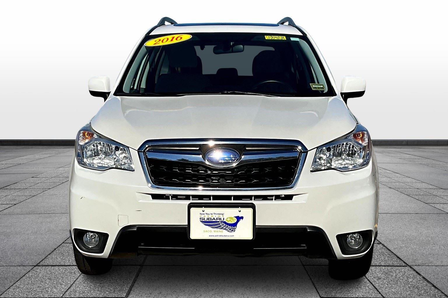 2016 Subaru Forester 2.5i Premium photo 3