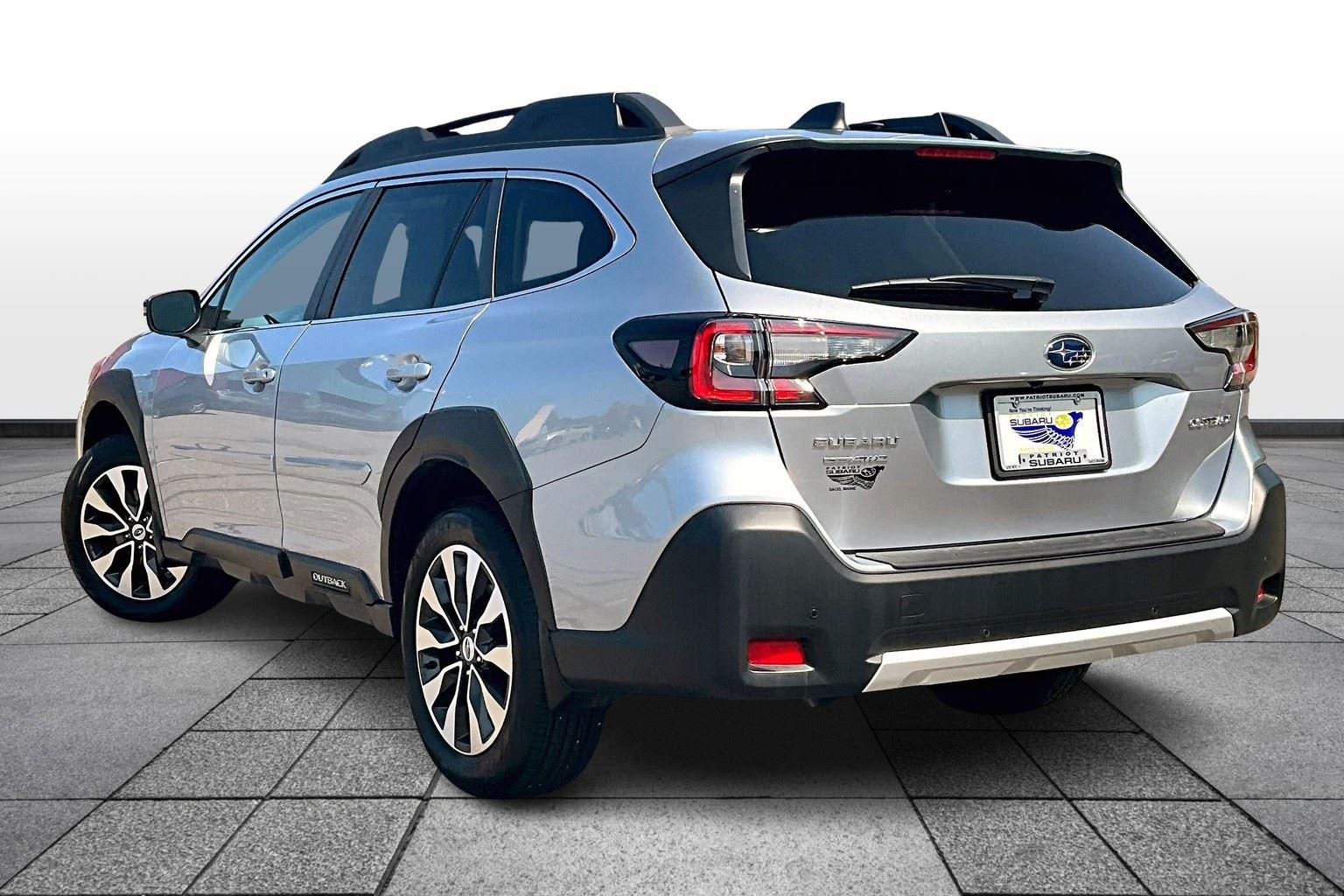 2025 Subaru Outback Limited photo 2