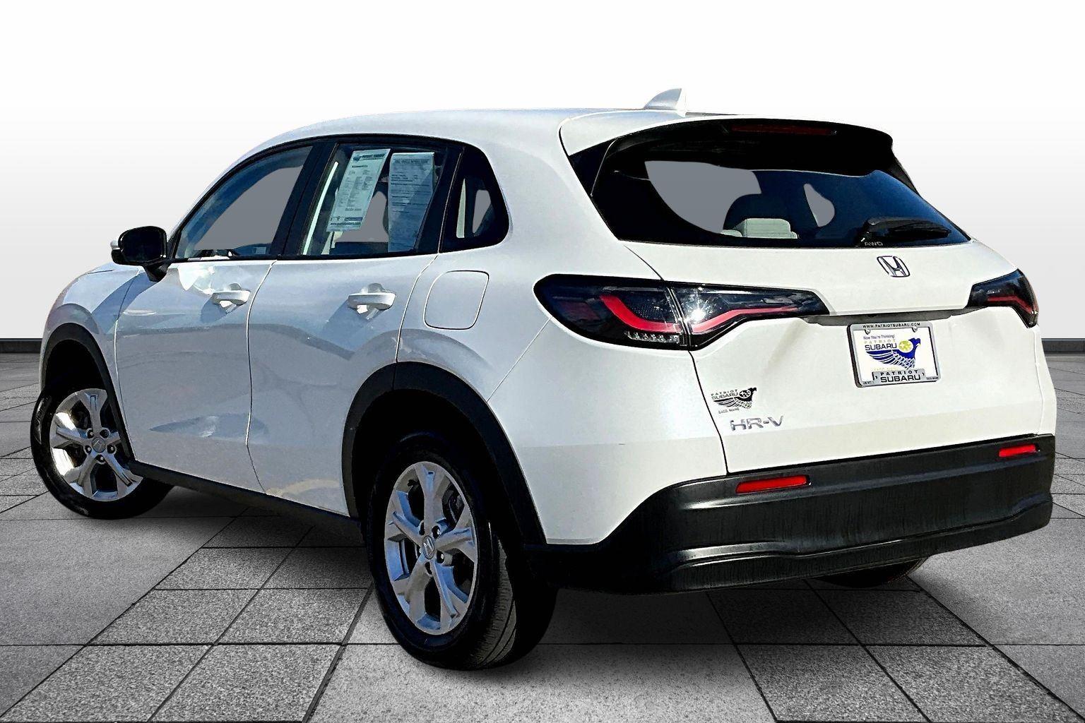 2023 Honda HR-V LX photo 2