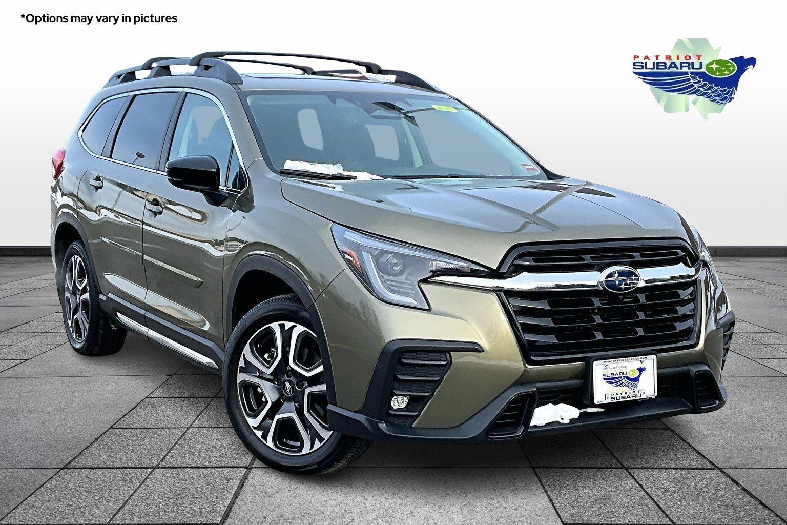 2025 Subaru Ascent Limited 7 Passenger's photo