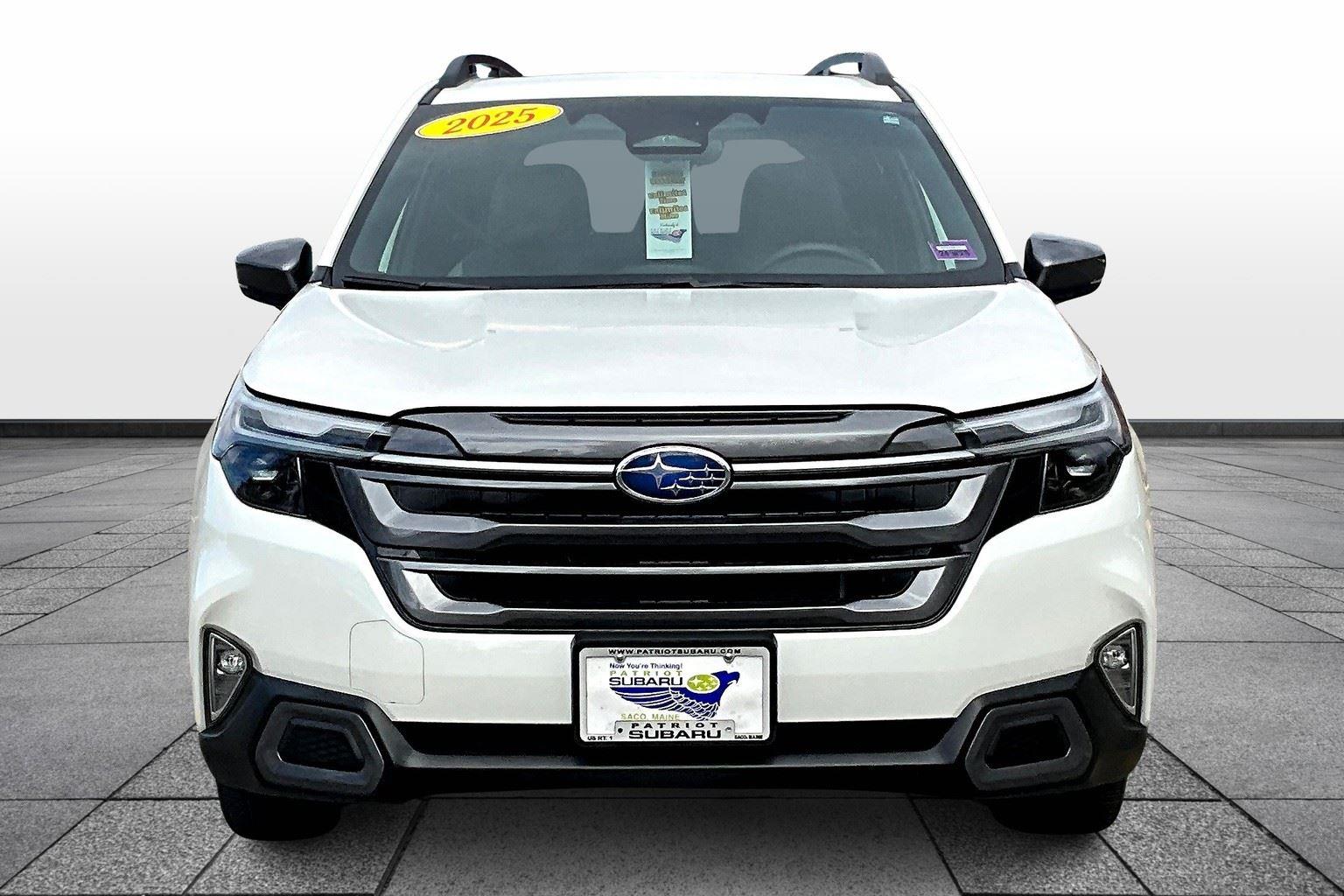 2025 Subaru Forester Limited photo 3