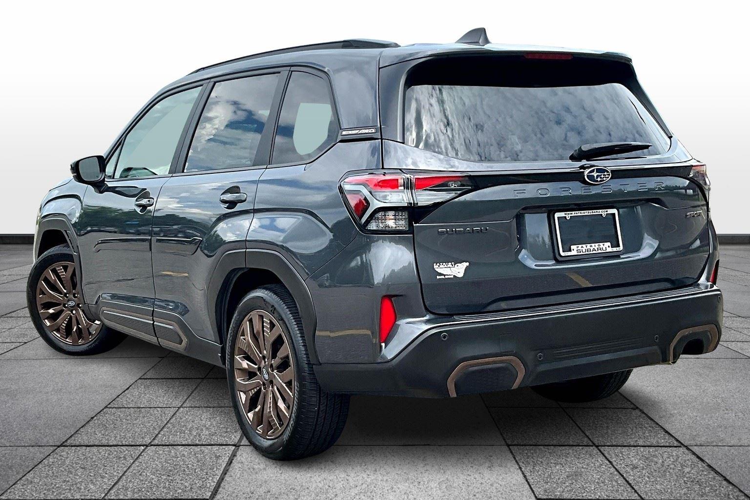 2025 Subaru Forester Sport photo 2