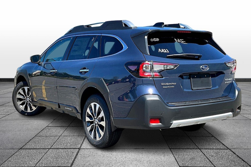 New 2025 Subaru Outback Touring XT SUV