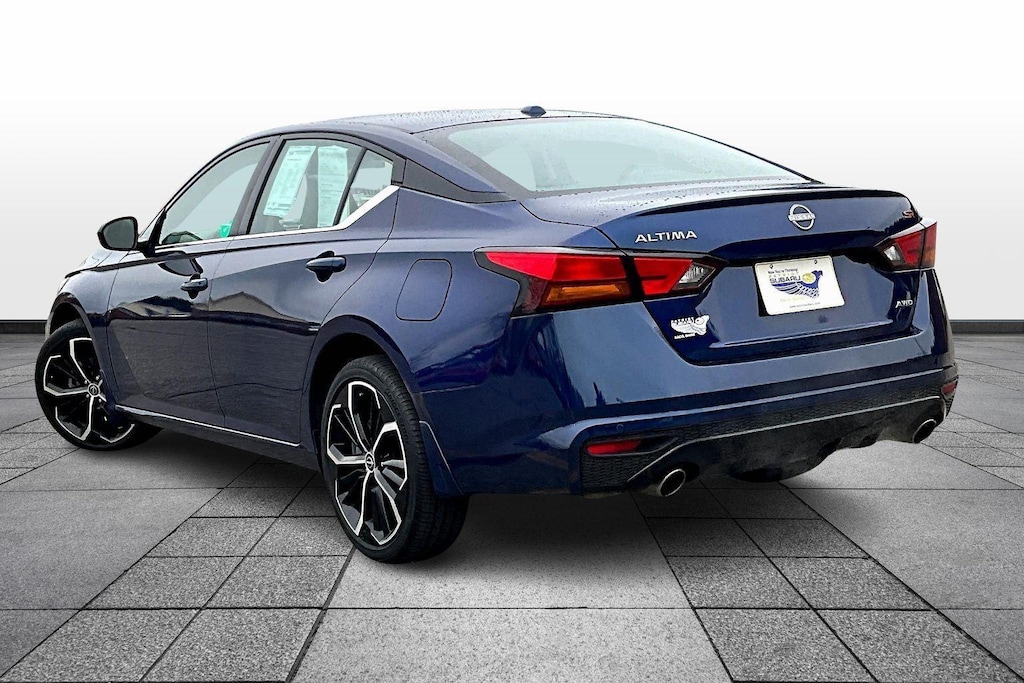 Used 2024 Nissan Altima 2.5 SR Sedan