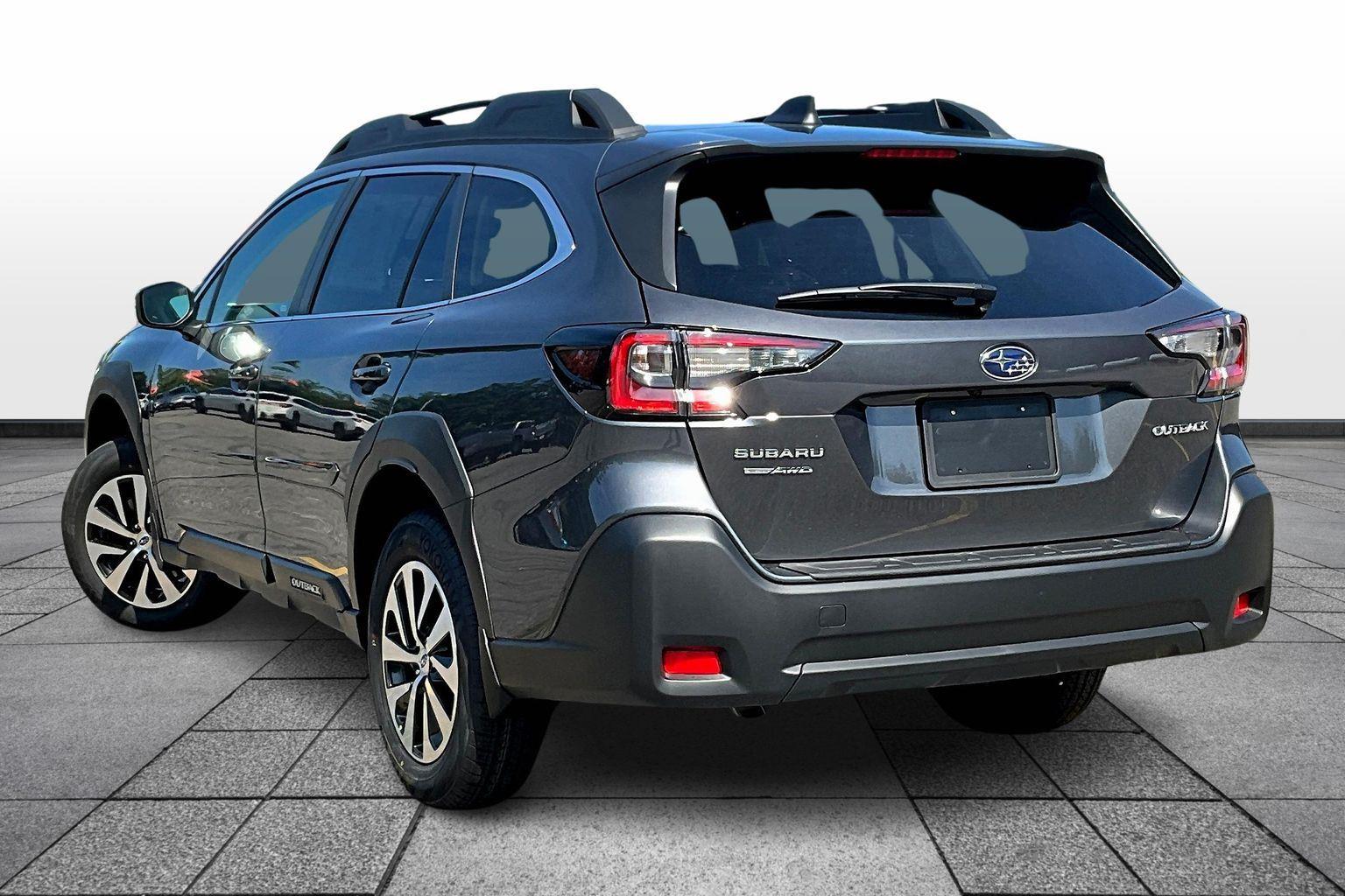2025 Subaru Outback Premium photo 2