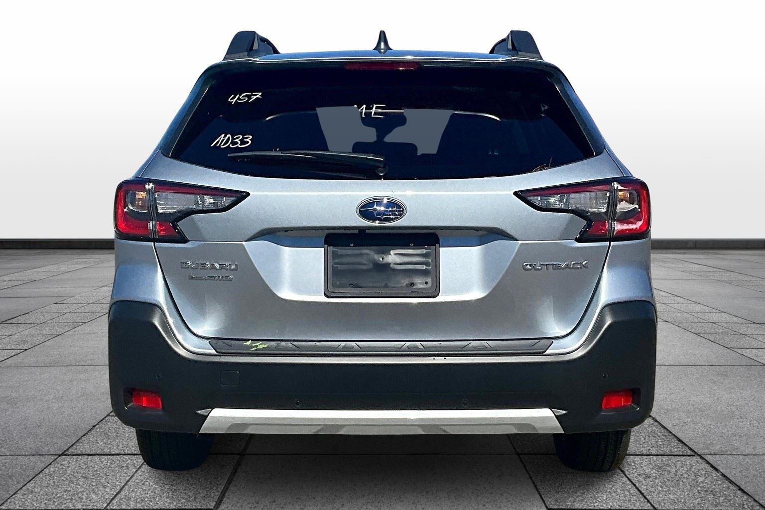 2025 Subaru Outback Limited photo 4