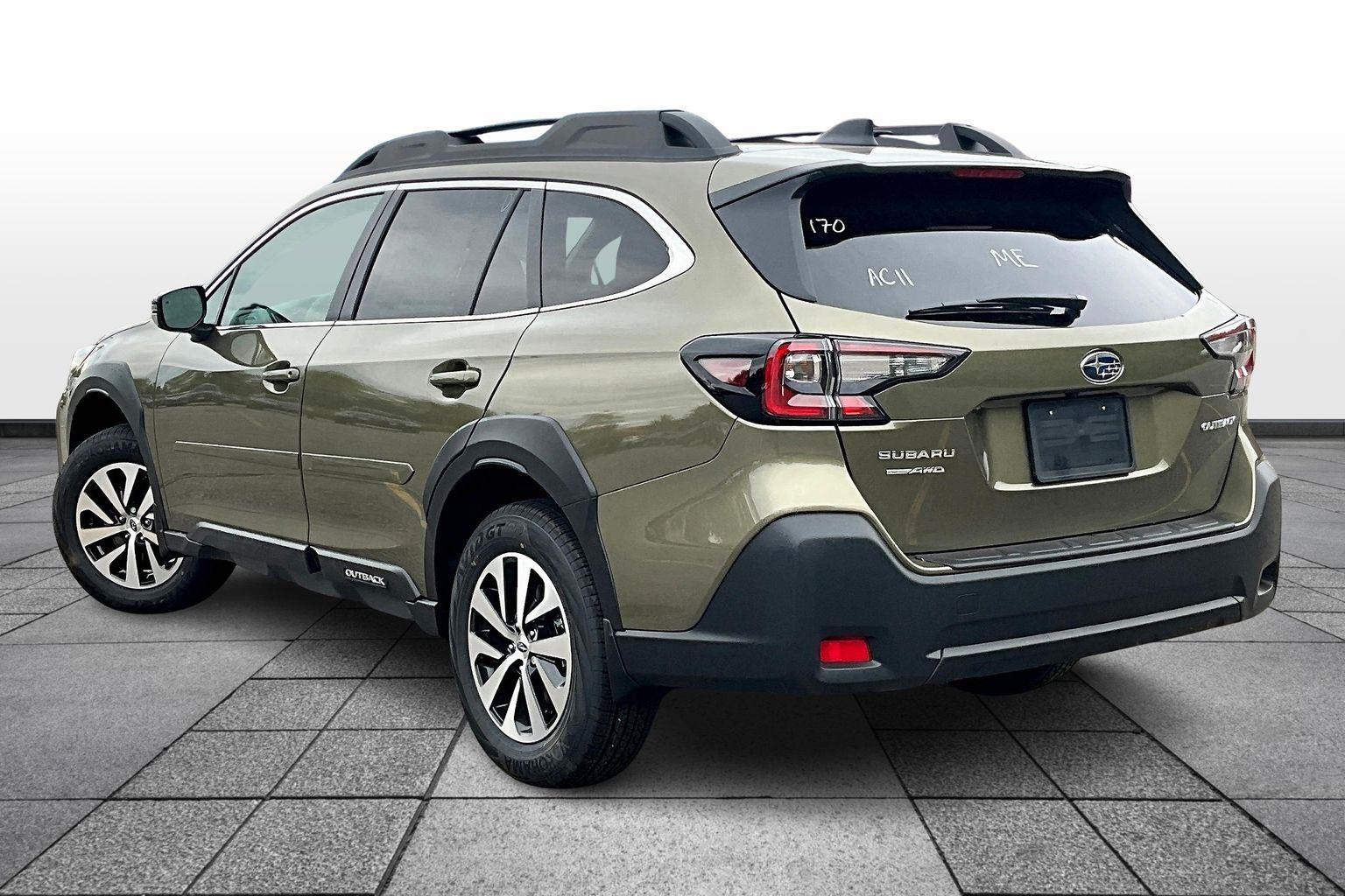 2025 Subaru Outback Premium photo 3