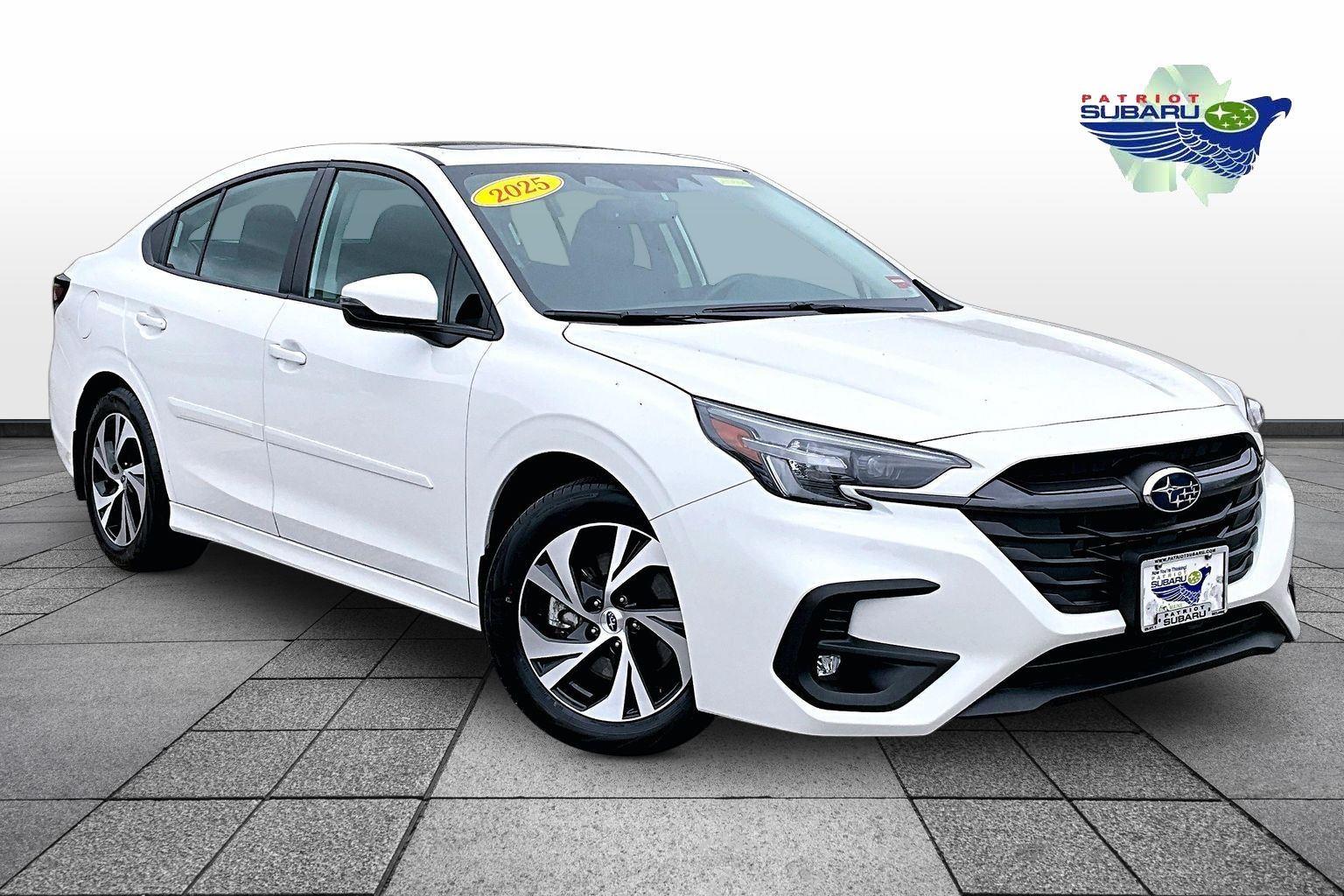 2025 Subaru Legacy Premium's photo