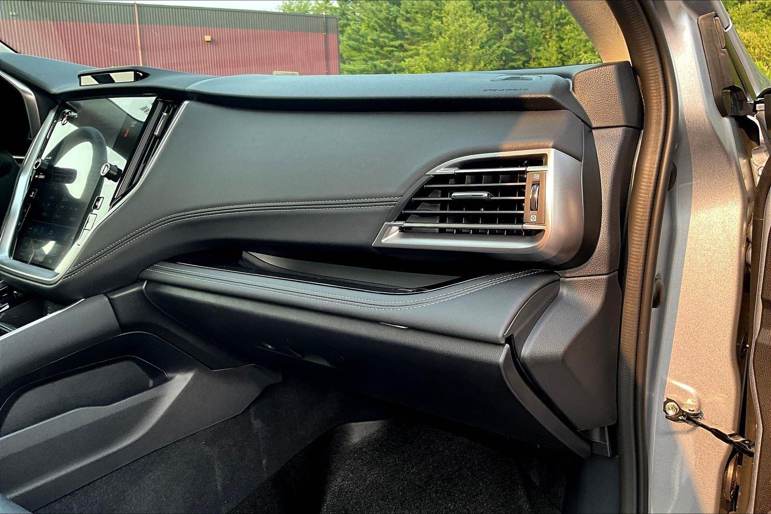2025 Subaru Legacy Limited - Photo 16