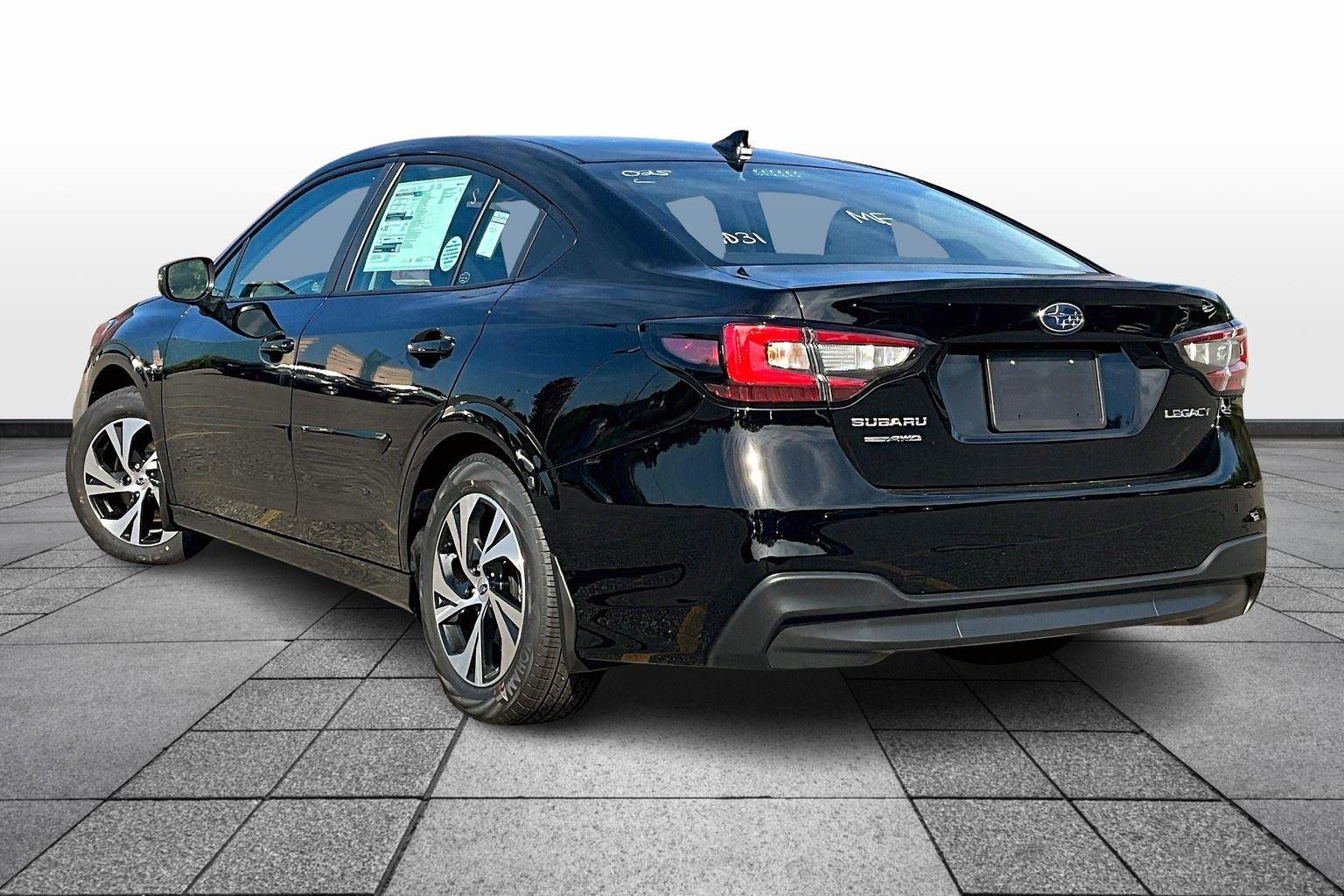 2025 Subaru Legacy Premium photo 3