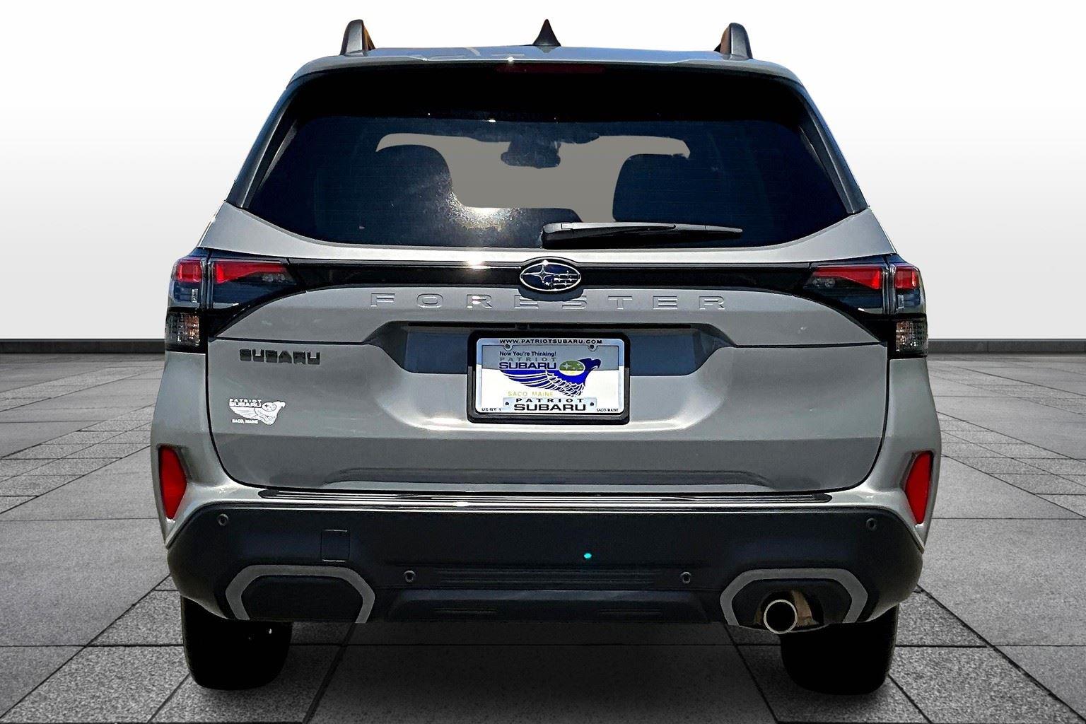 2025 Subaru Forester Limited photo 4
