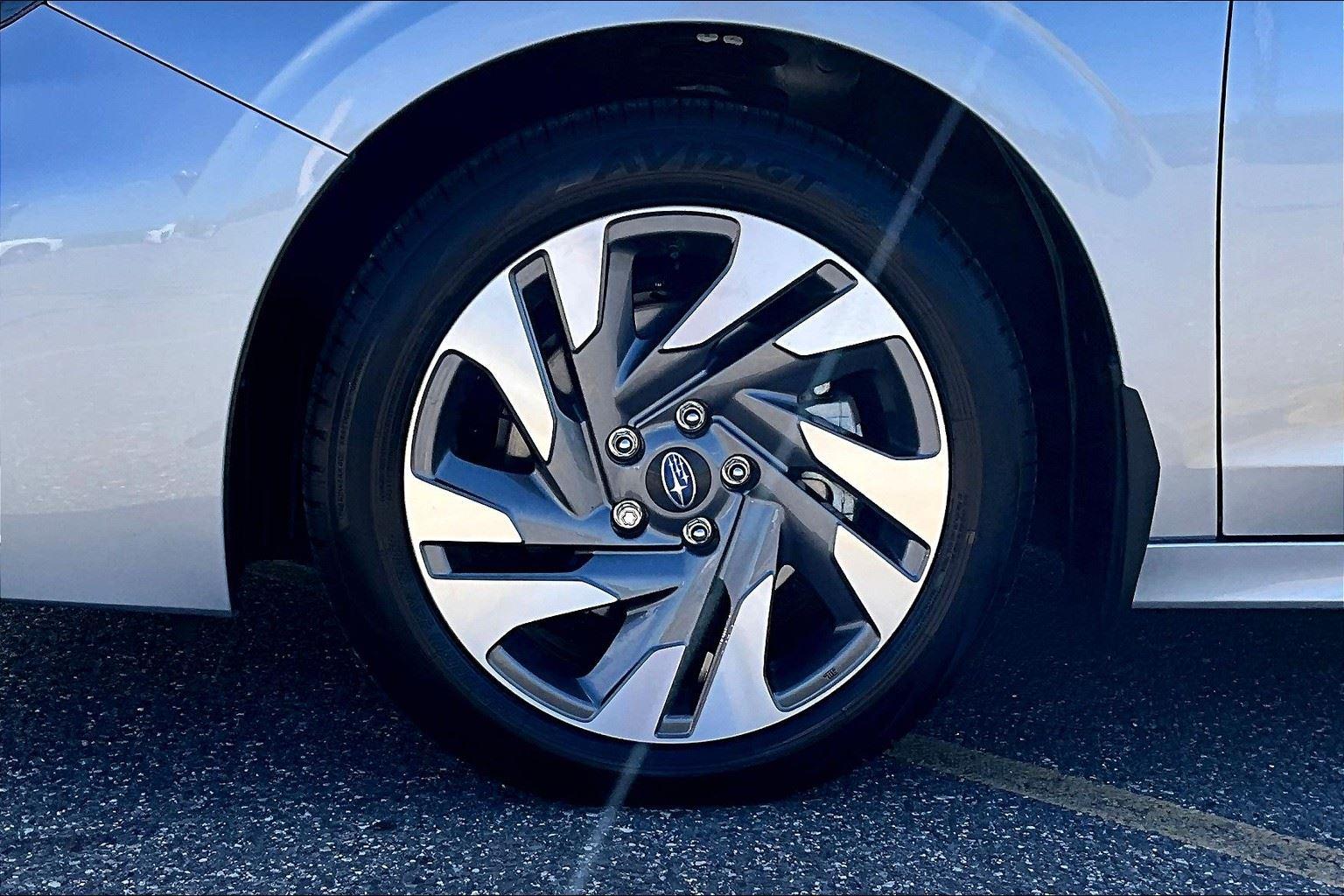 2025 Subaru Legacy Limited - Photo 9