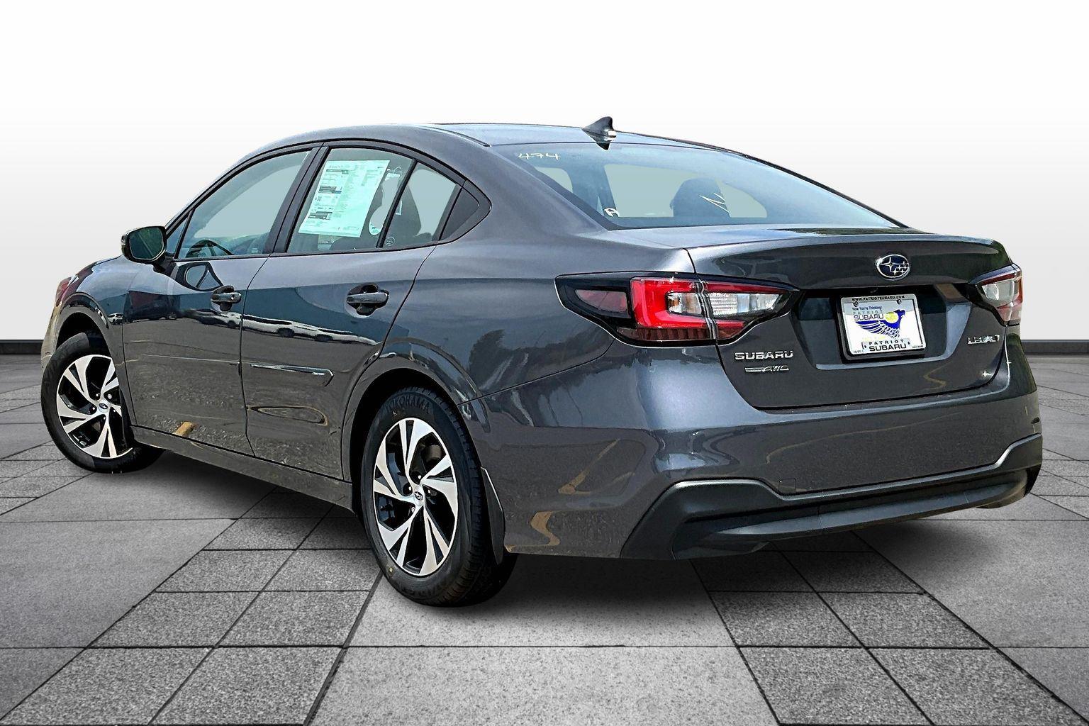 2025 Subaru Legacy Premium photo 3