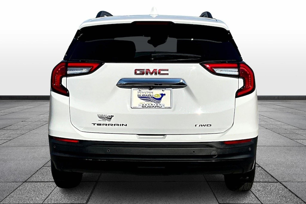 Used 2022 GMC Terrain SLE SUV