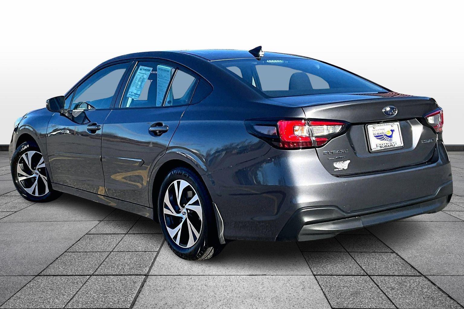 2025 Subaru Legacy Premium photo 2