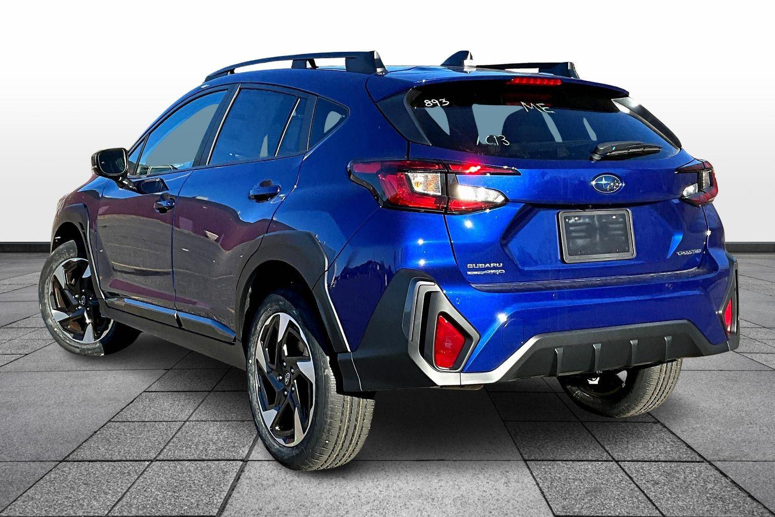 2025 Subaru Crosstrek Limited photo 2