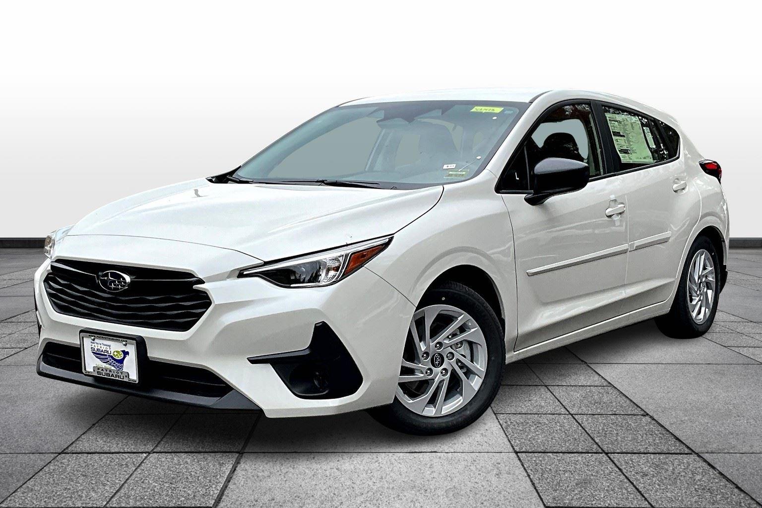 2025 Subaru Impreza Base photo 2