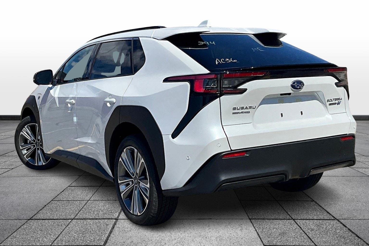 2025 Subaru Solterra Touring photo 3