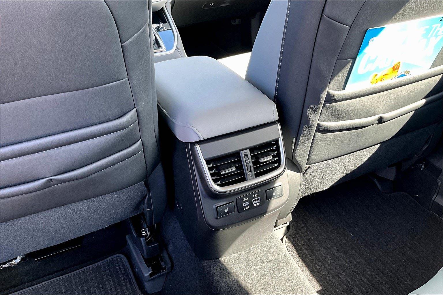 2025 Subaru Legacy Limited - Photo 29