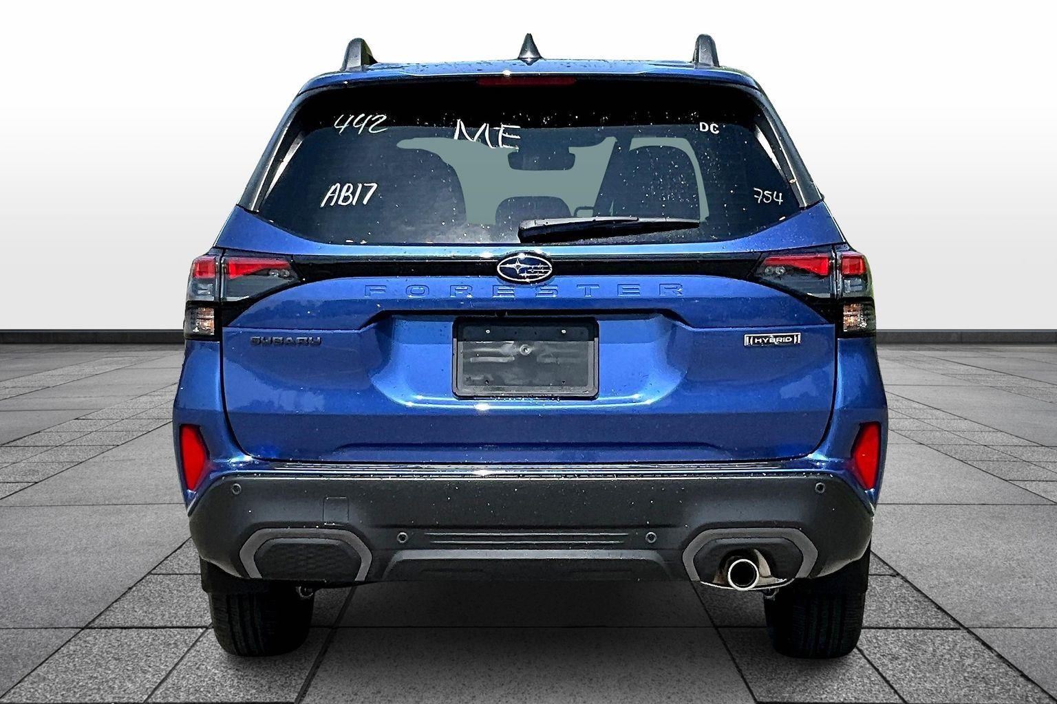 2025 Subaru Forester Limited photo 3