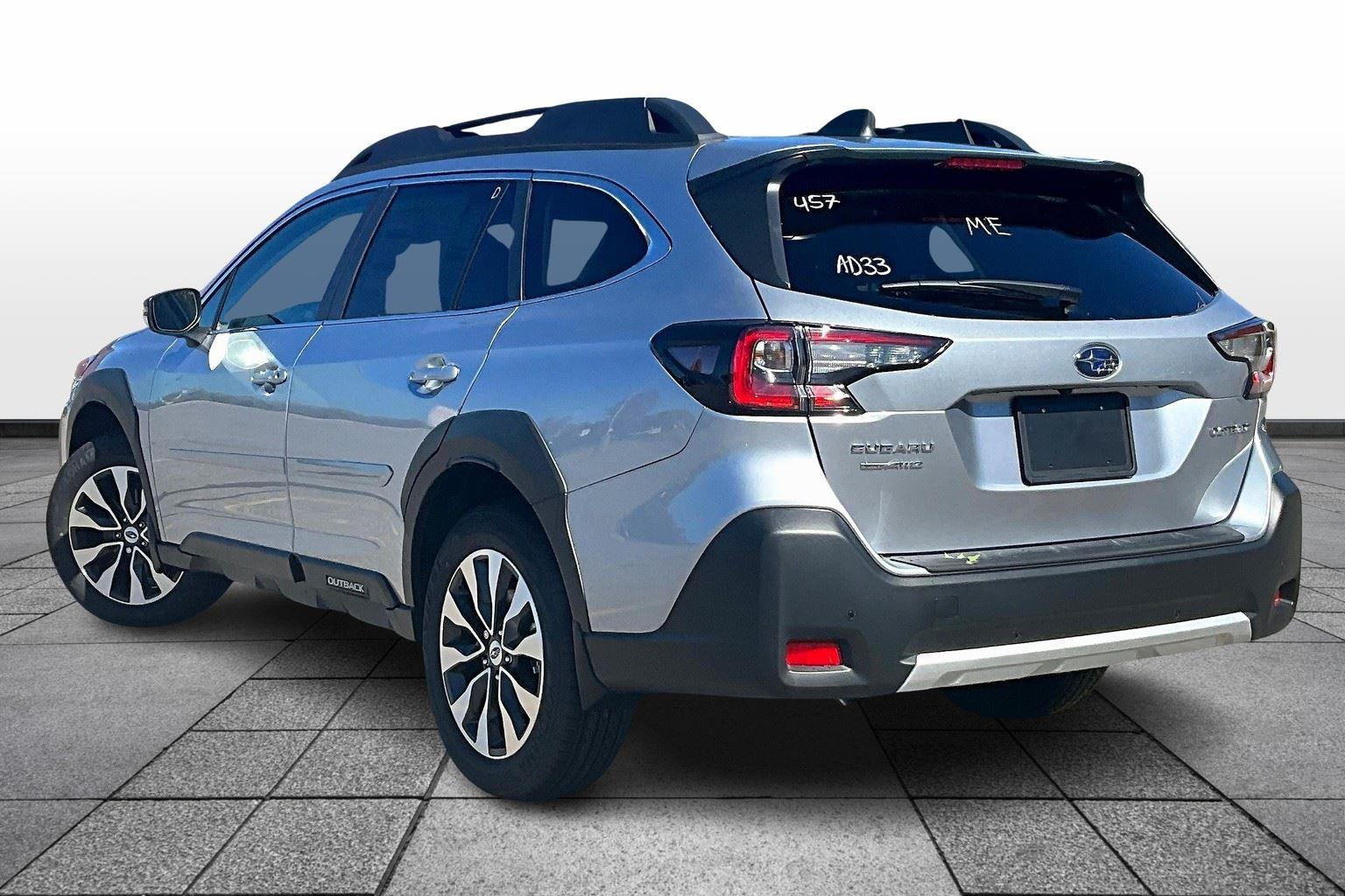 2025 Subaru Outback Limited photo 3