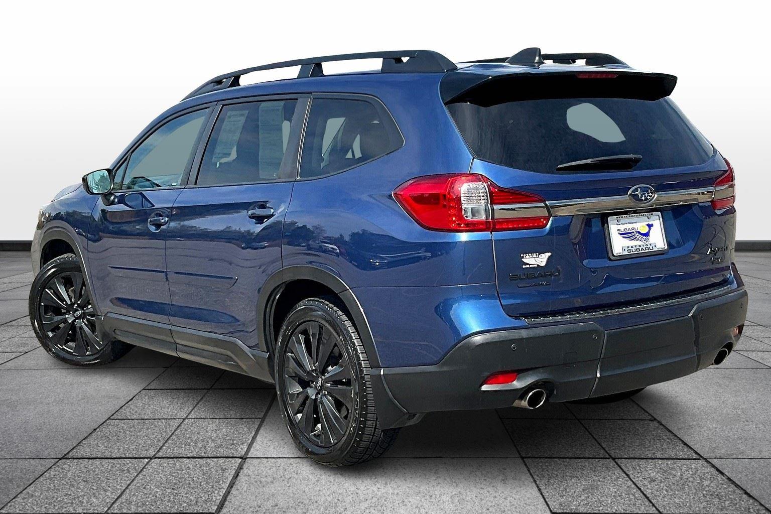 2022 Subaru Ascent Onyx Edition photo 2